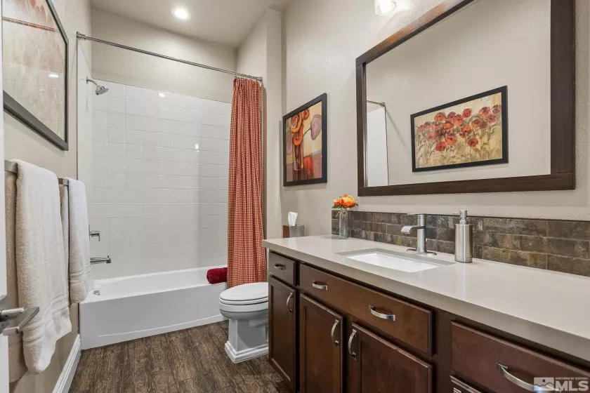 12511 Blue, Reno, Nevada 89521, 2 Bedrooms Bedrooms, ,3 BathroomsBathrooms,Residential,Residential,Blue,240004844