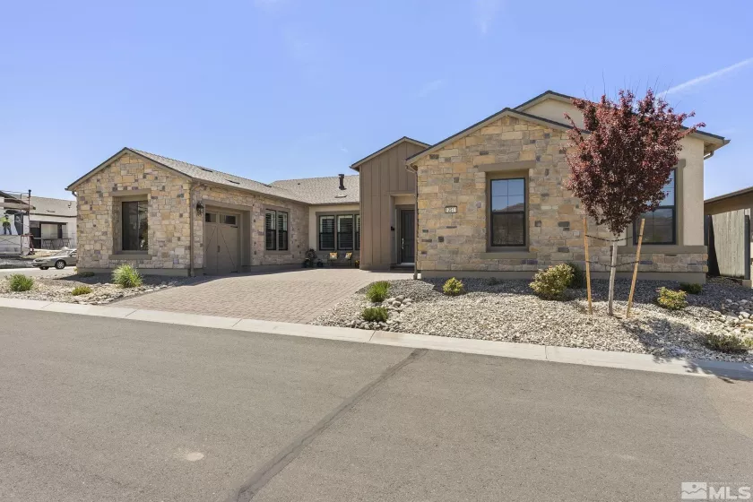 12511 Blue, Reno, Nevada 89521, 2 Bedrooms Bedrooms, ,3 BathroomsBathrooms,Residential,Residential,Blue,240004844