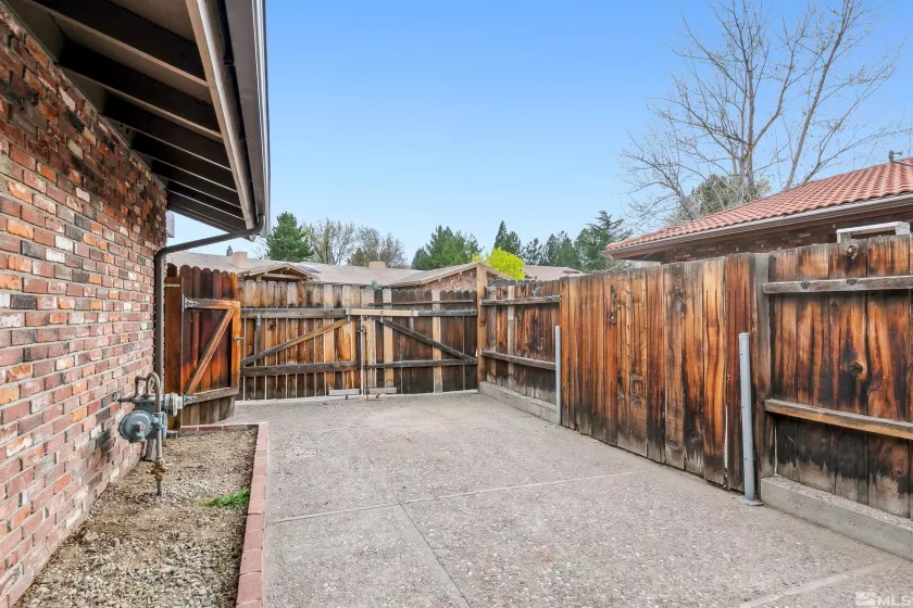 2205 Keever, Reno, Nevada 89509, 3 Bedrooms Bedrooms, ,2 BathroomsBathrooms,Residential,Residential,Keever,250004955