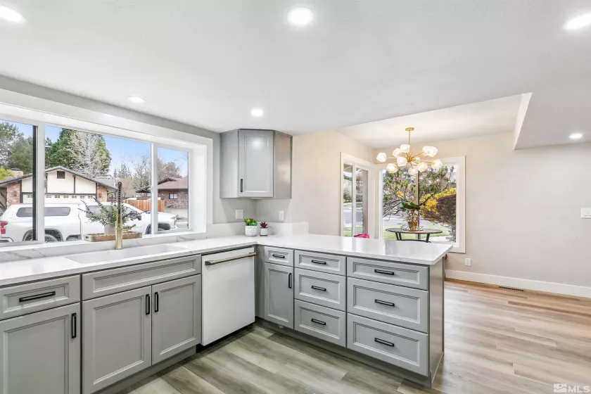 2205 Keever, Reno, Nevada 89509, 3 Bedrooms Bedrooms, ,2 BathroomsBathrooms,Residential,Residential,Keever,250004955
