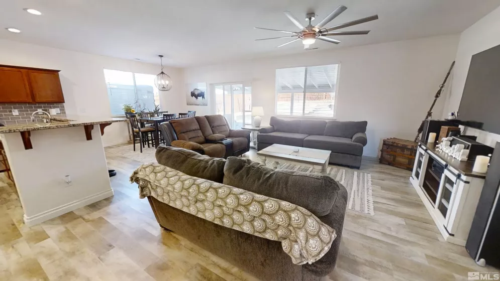 18821 Trinity Range, Reno, Nevada 89508, 4 Bedrooms Bedrooms, ,2 BathroomsBathrooms,Residential,Residential,Trinity Range,250003610