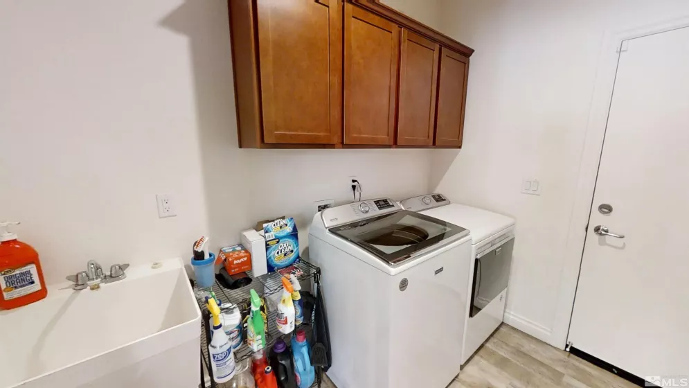 18821 Trinity Range, Reno, Nevada 89508, 4 Bedrooms Bedrooms, ,2 BathroomsBathrooms,Residential,Residential,Trinity Range,250003610