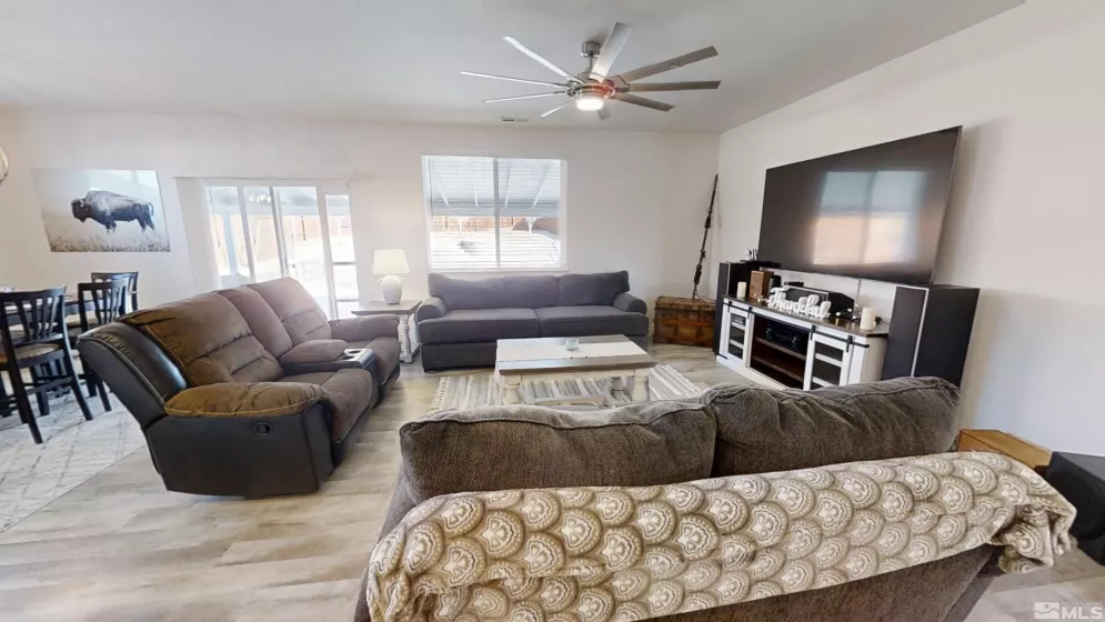 18821 Trinity Range, Reno, Nevada 89508, 4 Bedrooms Bedrooms, ,2 BathroomsBathrooms,Residential,Residential,Trinity Range,250003610