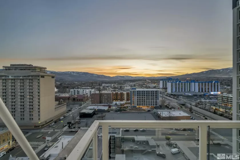 255 Sierra, Reno, Nevada 89501, 2 Bedrooms Bedrooms, ,2 BathroomsBathrooms,Residential,Residential,Sierra,240013293