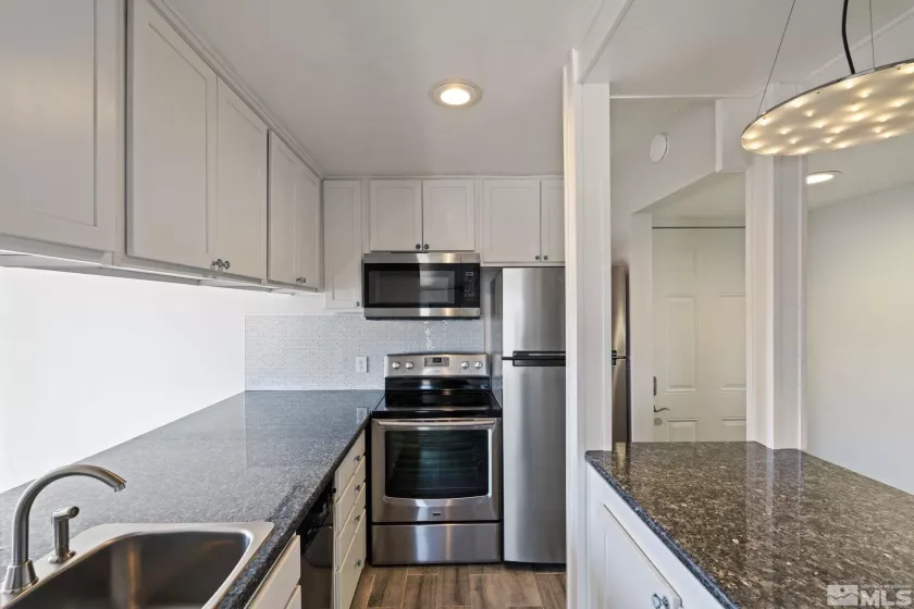 2750 Plumas, Reno, Nevada 89509, 1 Bedroom Bedrooms, ,1 BathroomBathrooms,Residential,Residential,Plumas,250001155