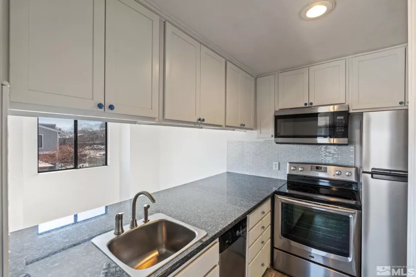 2750 Plumas, Reno, Nevada 89509, 1 Bedroom Bedrooms, ,1 BathroomBathrooms,Residential,Residential,Plumas,250001155
