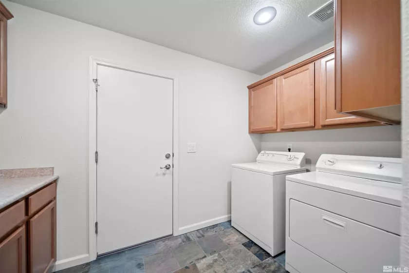 18305 Quarry, Reno, Nevada 89508, 4 Bedrooms Bedrooms, ,2 BathroomsBathrooms,Residential,Residential,Quarry,250004933