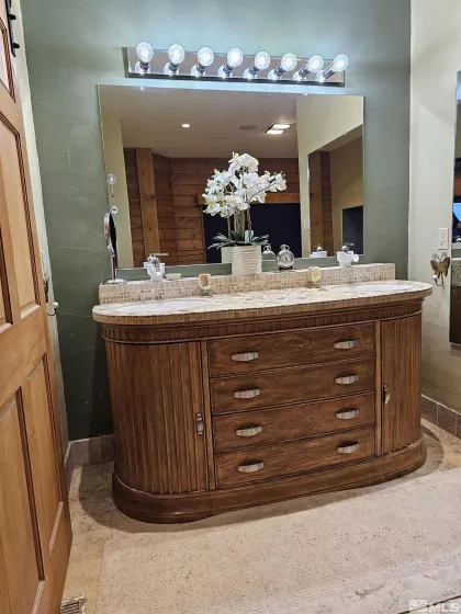 16700 Mt Rose, Reno, Nevada 89511, 5 Bedrooms Bedrooms, ,5 BathroomsBathrooms,Residential,Residential,Mt Rose,250005594