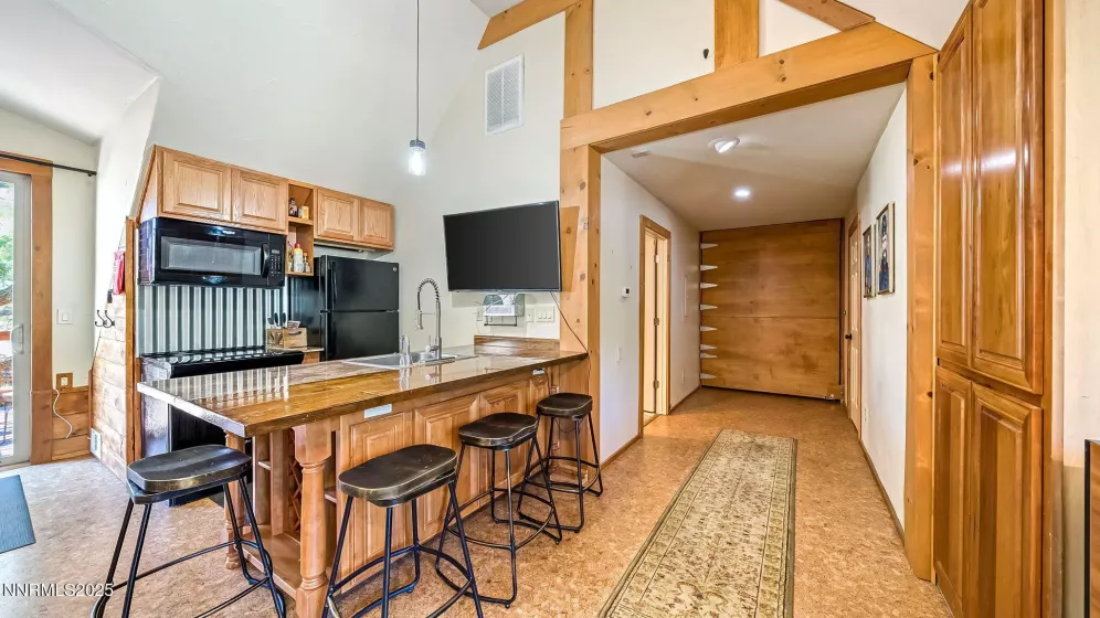 16700 Mt Rose, Reno, Nevada 89511, 5 Bedrooms Bedrooms, ,5 BathroomsBathrooms,Residential,Residential,Mt Rose,250005594