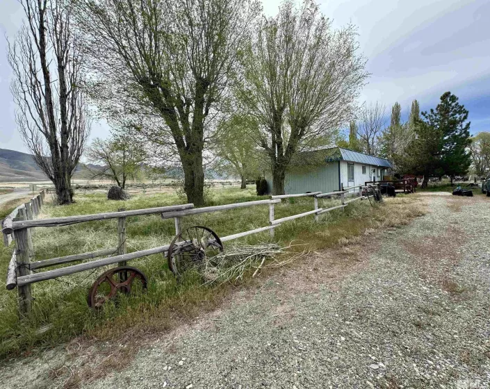40 Basque, Orovada, Nevada 89425, 3 Bedrooms Bedrooms, ,2 BathroomsBathrooms,Residential,Residential,Basque,240004806