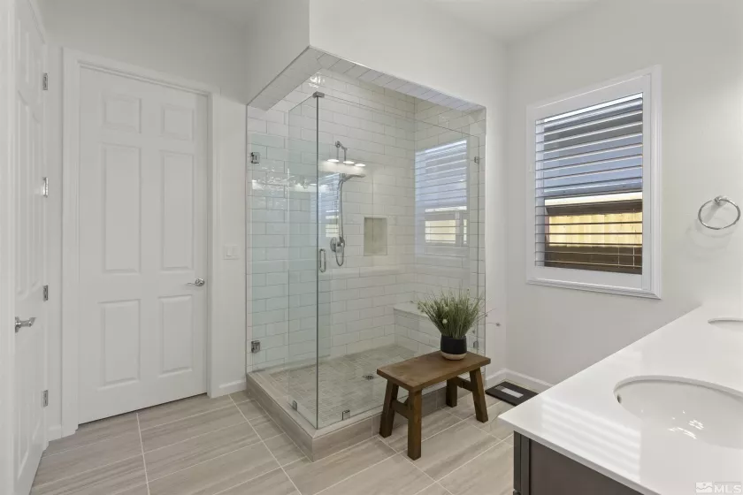 2295 Jagged Peak, Sparks, Nevada 89436, 3 Bedrooms Bedrooms, ,2 BathroomsBathrooms,Residential,Residential,Jagged Peak,250003395