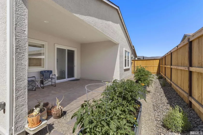 2295 Jagged Peak, Sparks, Nevada 89436, 3 Bedrooms Bedrooms, ,2 BathroomsBathrooms,Residential,Residential,Jagged Peak,250003395