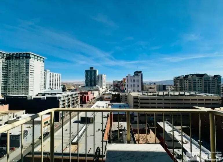 200 2nd, Reno, Nevada 89501, 2 Bedrooms Bedrooms, ,2 BathroomsBathrooms,Residential,Residential,2nd,250001938