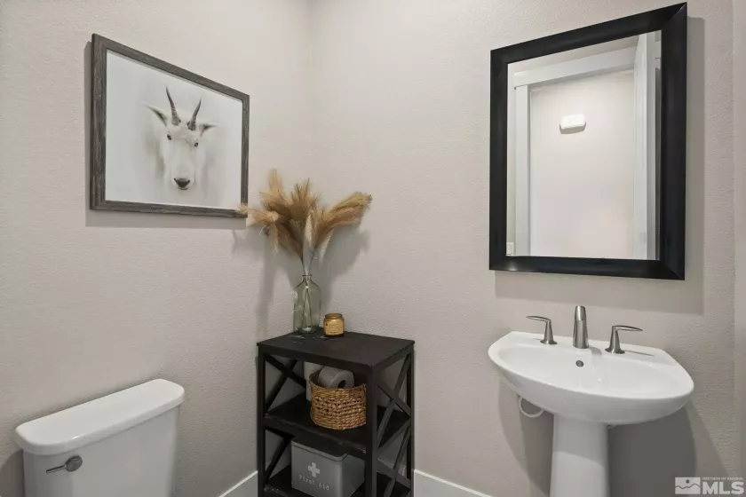 3019 Copper Stone, Reno, Nevada 89521, 3 Bedrooms Bedrooms, ,3 BathroomsBathrooms,Residential,Residential,Copper Stone,250004912