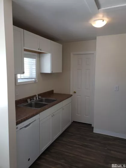 1335 Cornell, Lovelock, Nevada 89419, ,Residential Income,Residential,Cornell,250001755