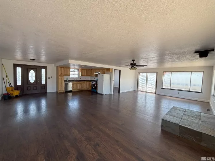3028 Deer Run, Carson City, Nevada 89701, ,Commercial Sale,Residential,Deer Run,250005713