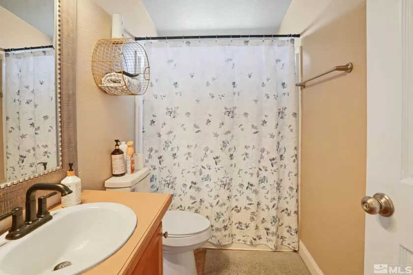 5280 Deodar, Silver Springs, Nevada 89429, 3 Bedrooms Bedrooms, ,2 BathroomsBathrooms,Residential,Residential,Deodar,250005837
