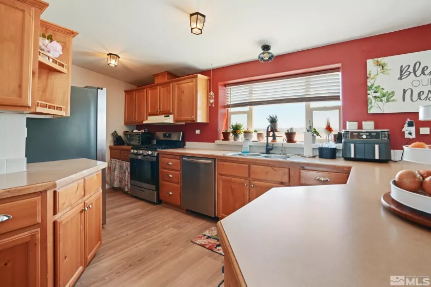 5280 Deodar, Silver Springs, Nevada 89429, 3 Bedrooms Bedrooms, ,2 BathroomsBathrooms,Residential,Residential,Deodar,250005837