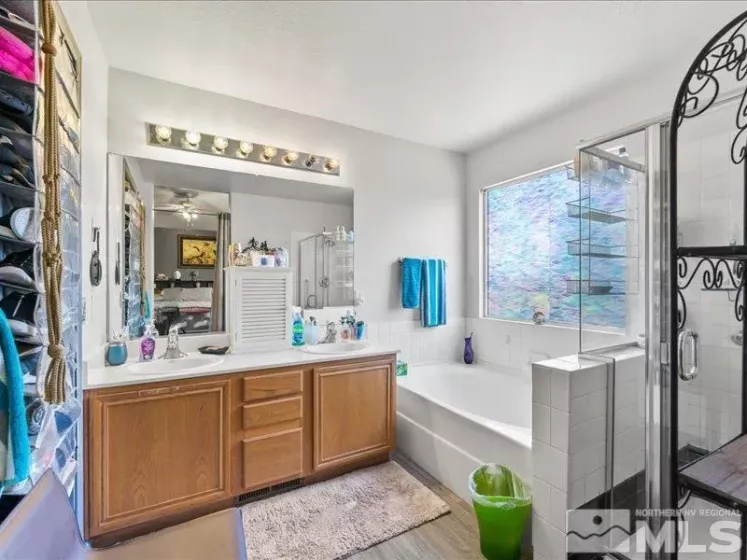 9520 Antelope Creek, Reno, Nevada 89506, 4 Bedrooms Bedrooms, ,3 BathroomsBathrooms,Residential,Residential,Antelope Creek,240008967