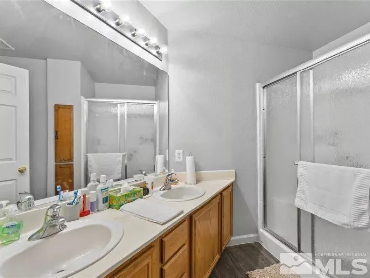 9520 Antelope Creek, Reno, Nevada 89506, 4 Bedrooms Bedrooms, ,3 BathroomsBathrooms,Residential,Residential,Antelope Creek,240008967