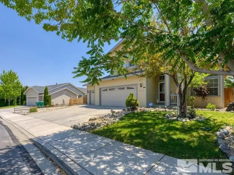 9520 Antelope Creek, Reno, Nevada 89506, 4 Bedrooms Bedrooms, ,3 BathroomsBathrooms,Residential,Residential,Antelope Creek,240008967