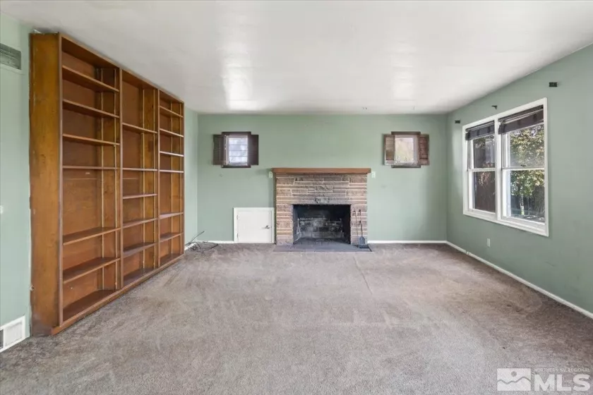 1660 Harold, Reno, Nevada 89503, 3 Bedrooms Bedrooms, ,2 BathroomsBathrooms,Residential,Residential,Harold,250005703