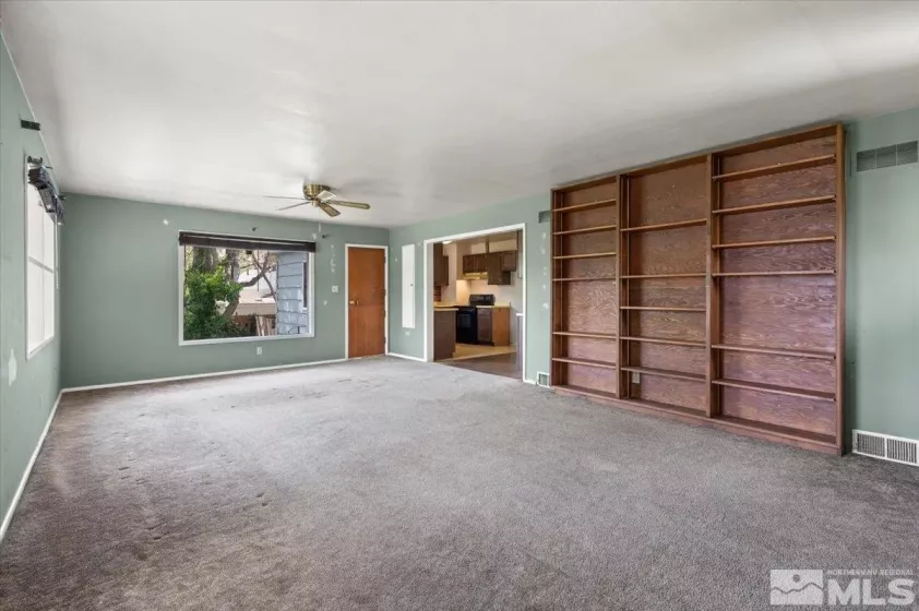 1660 Harold, Reno, Nevada 89503, 3 Bedrooms Bedrooms, ,2 BathroomsBathrooms,Residential,Residential,Harold,250005703