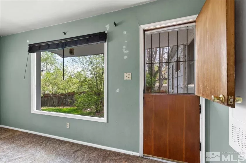1660 Harold, Reno, Nevada 89503, 3 Bedrooms Bedrooms, ,2 BathroomsBathrooms,Residential,Residential,Harold,250005703
