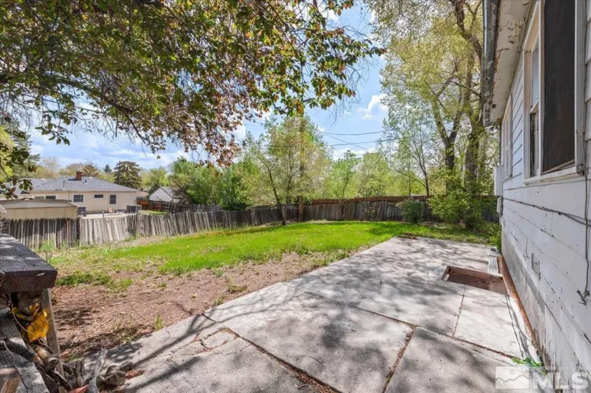 1660 Harold, Reno, Nevada 89503, 3 Bedrooms Bedrooms, ,2 BathroomsBathrooms,Residential,Residential,Harold,250005703