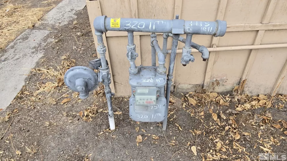 1115 Cornell, Lovelock, Nevada 89419, ,Commercial Sale,Residential,Cornell,250004679