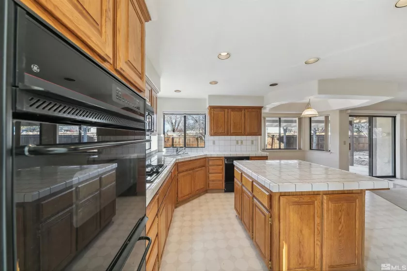 1208 Pleasantview, Gardnerville, Nevada 89460, 4 Bedrooms Bedrooms, ,3 BathroomsBathrooms,Residential,Residential,Pleasantview,240015307