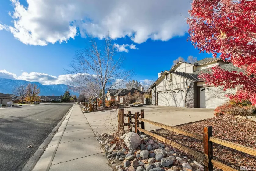 1208 Pleasantview, Gardnerville, Nevada 89460, 4 Bedrooms Bedrooms, ,3 BathroomsBathrooms,Residential,Residential,Pleasantview,240015307