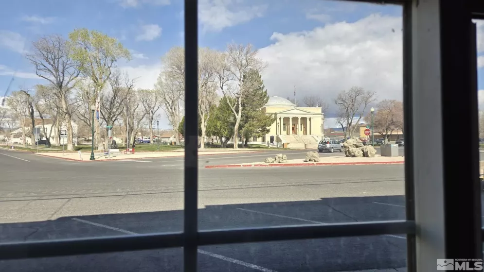 395 Main, Lovelock, Nevada 89419, ,Commercial Sale,Residential,Main,250004013