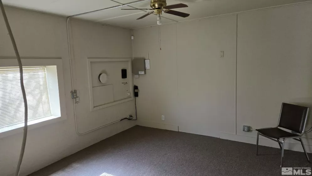 395 Main, Lovelock, Nevada 89419, ,Commercial Sale,Residential,Main,250004013