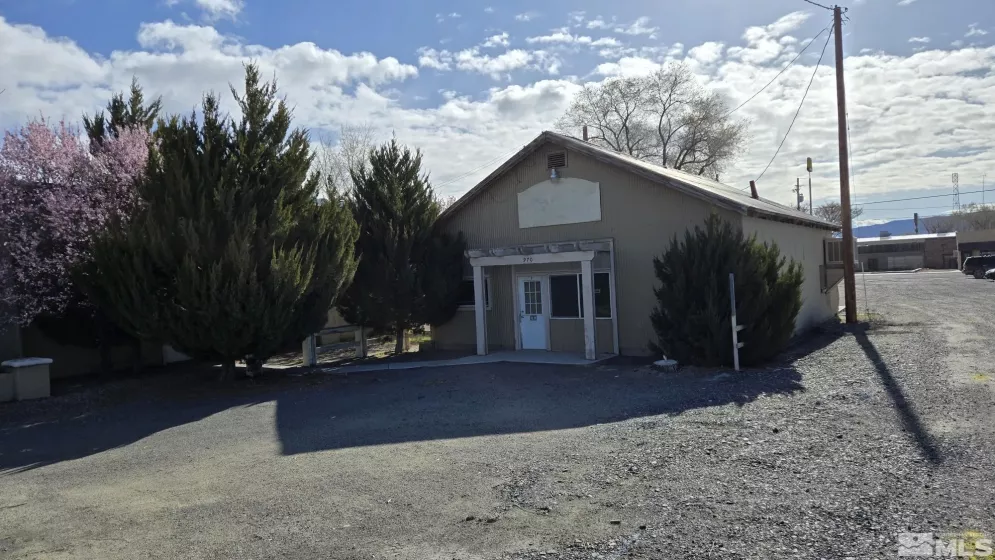 395 Main, Lovelock, Nevada 89419, ,Commercial Sale,Residential,Main,250004013