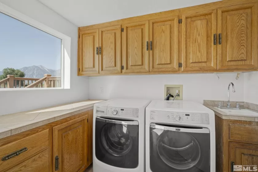 1663 Mackland, Minden, Nevada 89423, 4 Bedrooms Bedrooms, ,3 BathroomsBathrooms,Residential,Residential,Mackland,240010006