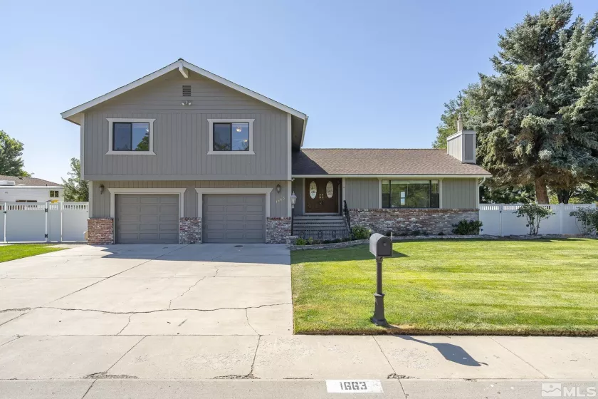 1663 Mackland, Minden, Nevada 89423, 4 Bedrooms Bedrooms, ,3 BathroomsBathrooms,Residential,Residential,Mackland,240010006