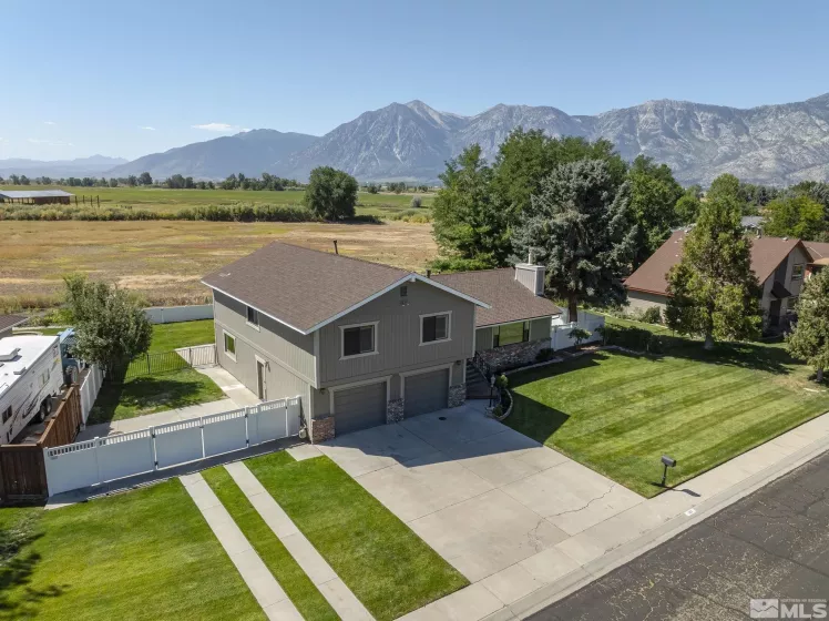 1663 Mackland, Minden, Nevada 89423, 4 Bedrooms Bedrooms, ,3 BathroomsBathrooms,Residential,Residential,Mackland,240010006