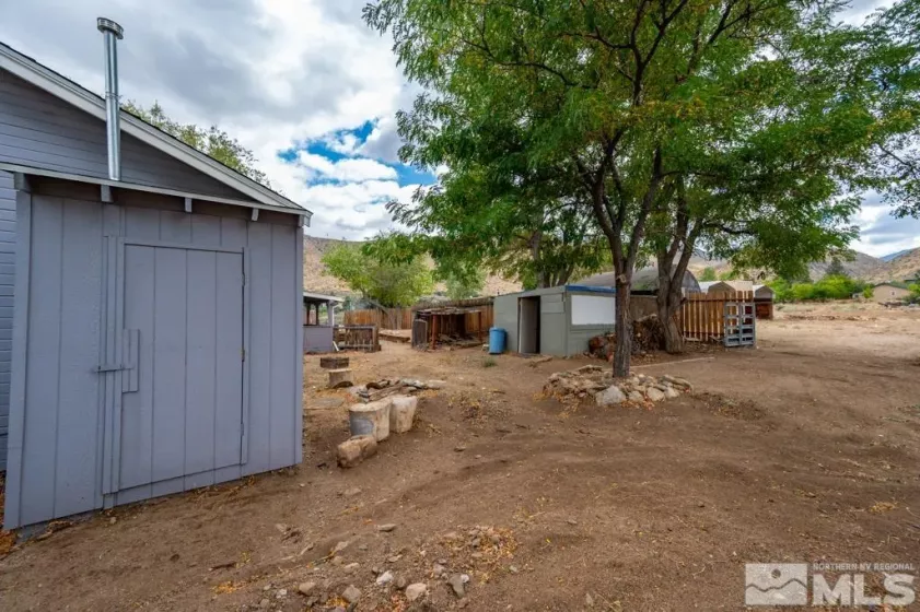 215 Mule Deer, Coleville, Nevada 96107, 3 Bedrooms Bedrooms, ,2 BathroomsBathrooms,Residential,Residential,Mule Deer,240012617