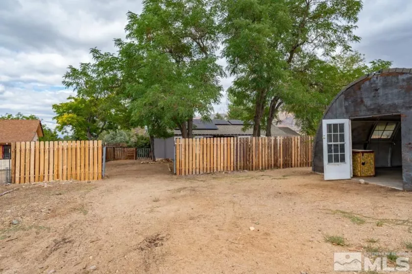 215 Mule Deer, Coleville, Nevada 96107, 3 Bedrooms Bedrooms, ,2 BathroomsBathrooms,Residential,Residential,Mule Deer,240012617