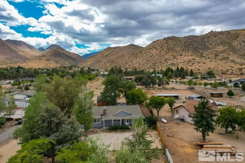 215 Mule Deer, Coleville, Nevada 96107, 3 Bedrooms Bedrooms, ,2 BathroomsBathrooms,Residential,Residential,Mule Deer,240012617