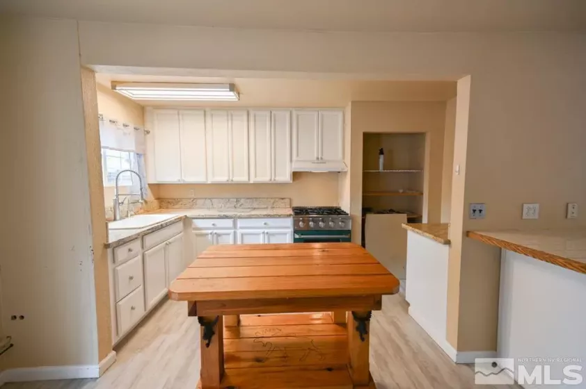 215 Mule Deer, Coleville, Nevada 96107, 3 Bedrooms Bedrooms, ,2 BathroomsBathrooms,Residential,Residential,Mule Deer,240012617