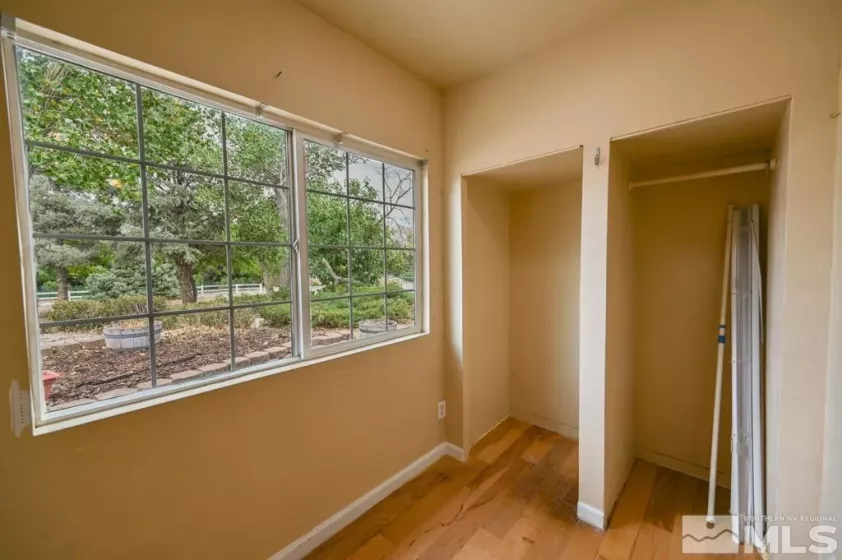 215 Mule Deer, Coleville, Nevada 96107, 3 Bedrooms Bedrooms, ,2 BathroomsBathrooms,Residential,Residential,Mule Deer,240012617