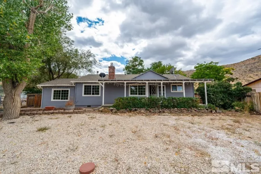 215 Mule Deer, Coleville, Nevada 96107, 3 Bedrooms Bedrooms, ,2 BathroomsBathrooms,Residential,Residential,Mule Deer,240012617