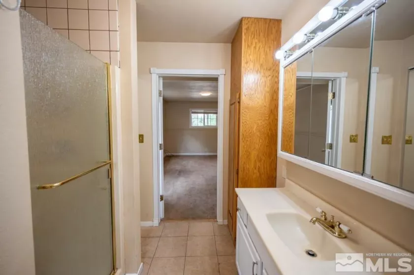 215 Mule Deer, Coleville, Nevada 96107, 3 Bedrooms Bedrooms, ,2 BathroomsBathrooms,Residential,Residential,Mule Deer,240012617
