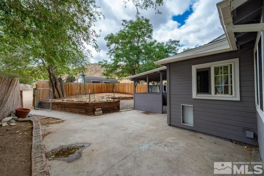 215 Mule Deer, Coleville, Nevada 96107, 3 Bedrooms Bedrooms, ,2 BathroomsBathrooms,Residential,Residential,Mule Deer,240012617