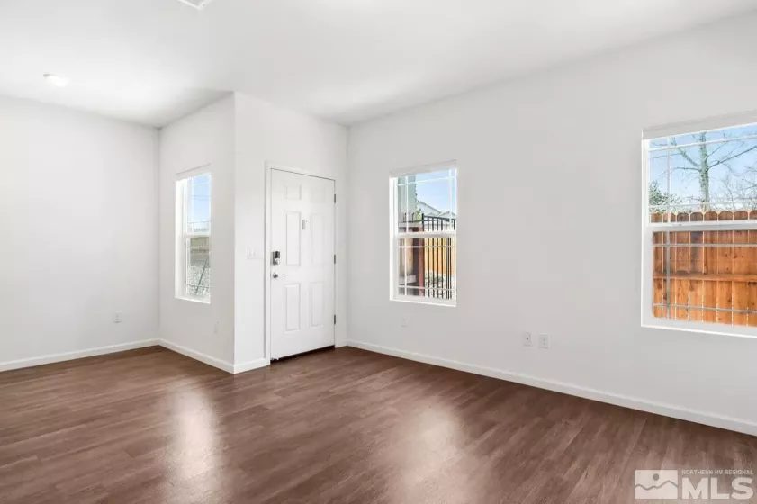 520 Autumn Breeze, Reno, Nevada 89511, 3 Bedrooms Bedrooms, ,3 BathroomsBathrooms,Residential,Residential,Autumn Breeze,250003631