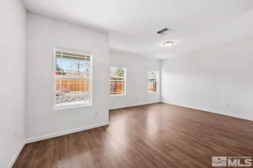 520 Autumn Breeze, Reno, Nevada 89511, 3 Bedrooms Bedrooms, ,3 BathroomsBathrooms,Residential,Residential,Autumn Breeze,250003631
