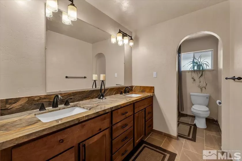 2828 Santa Claus, South Lake Tahoe, California 96150, 5 Bedrooms Bedrooms, ,3 BathroomsBathrooms,Residential,Residential,Santa Claus,250003618