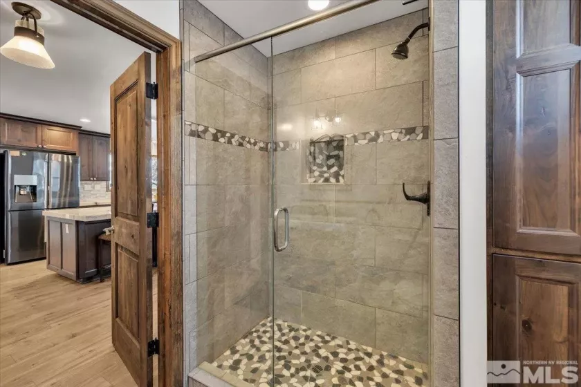 2828 Santa Claus, South Lake Tahoe, California 96150, 5 Bedrooms Bedrooms, ,3 BathroomsBathrooms,Residential,Residential,Santa Claus,250003618